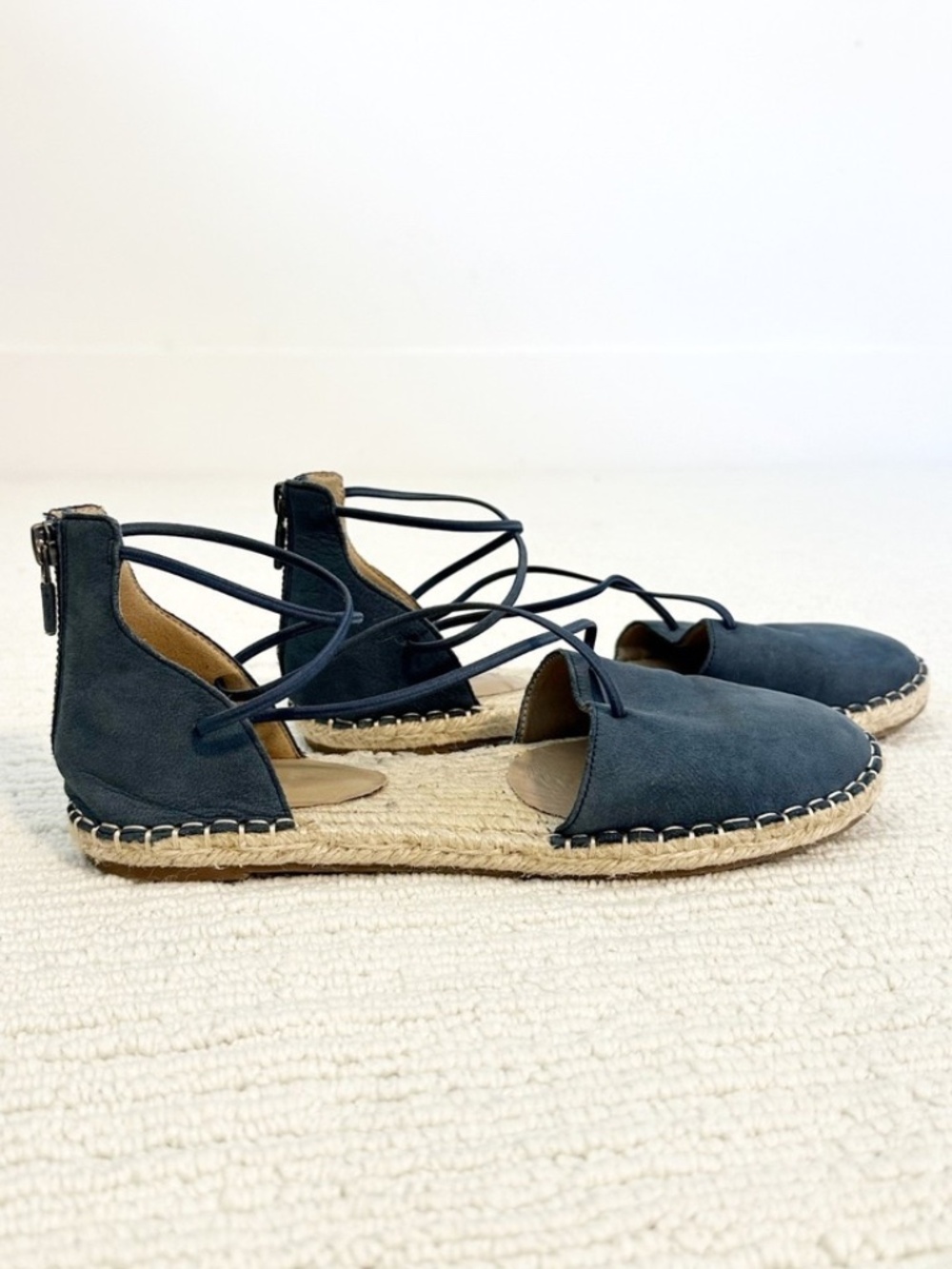 EILEEN FISHER Lace Women’s 7 Navy Blue Espadrille Flats Suede Old Money Casual - Picture 4 of 8